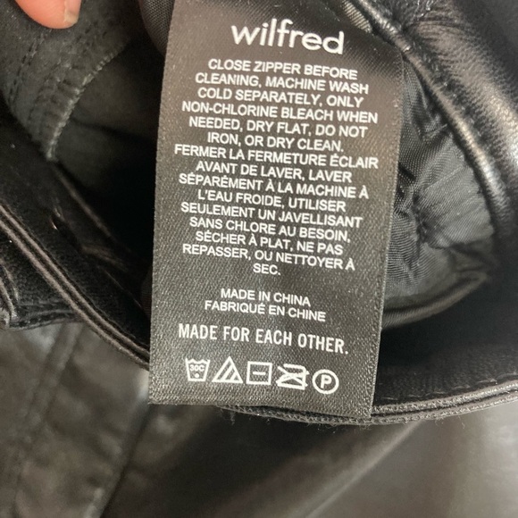 Wilfred Vegan Leather Pants - Picture 11 of 13